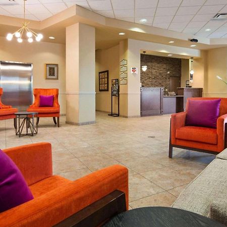 Radisson Hotel River Falls Ngoại thất bức ảnh
