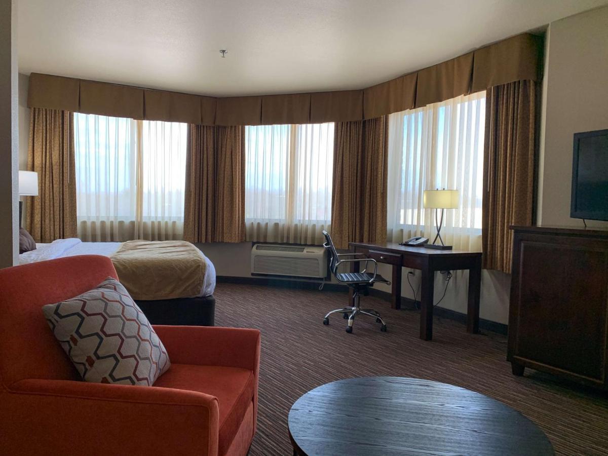 Radisson Hotel River Falls Ngoại thất bức ảnh